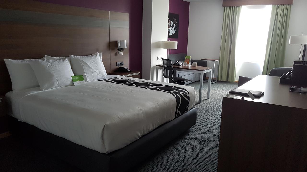La Quinta by Wyndham San Jose Chiapa Puebla Hotel Bagian luar foto